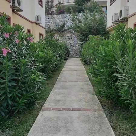 2br Holiday House With Garden & Pool In Bodrum Daire