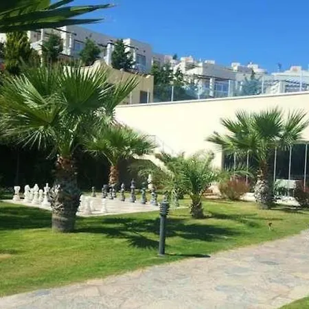 2br Holiday House With Garden & Pool In Bodrum Daire
